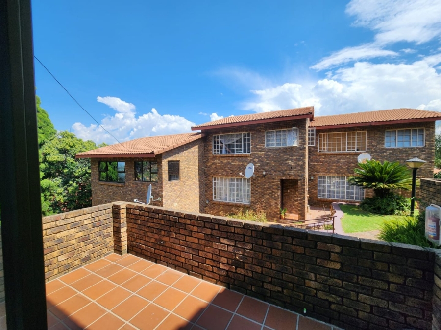 2 Bedroom Property for Sale in Ridgeway Gauteng
