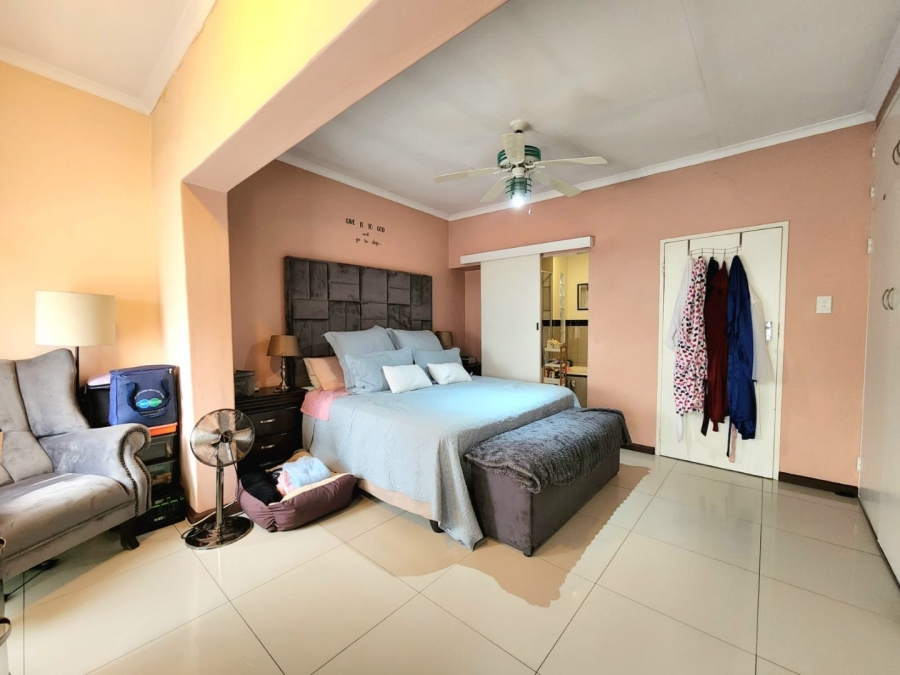 2 Bedroom Property for Sale in West Turffontein Gauteng
