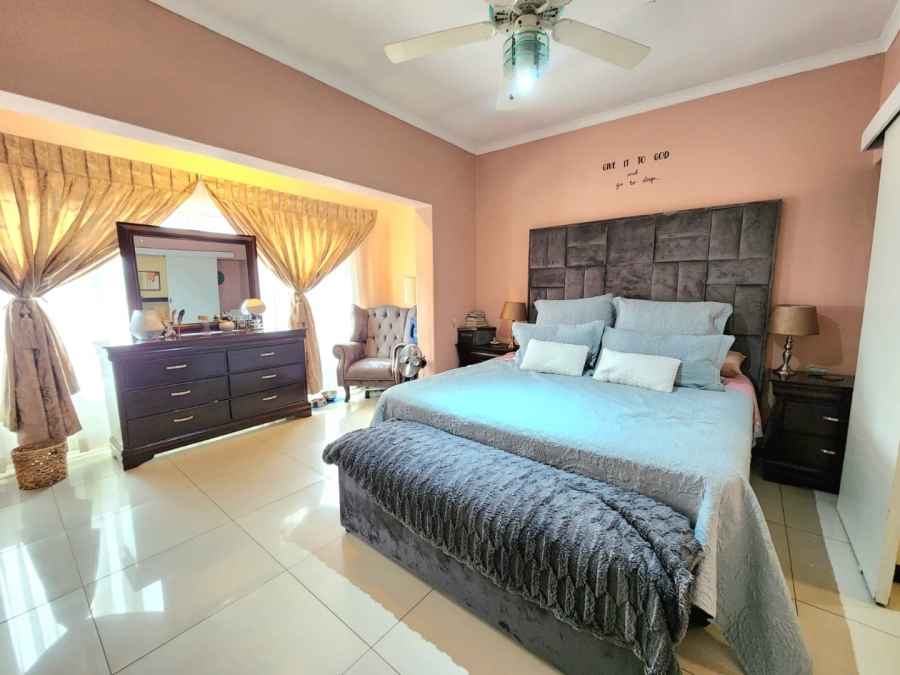 2 Bedroom Property for Sale in West Turffontein Gauteng