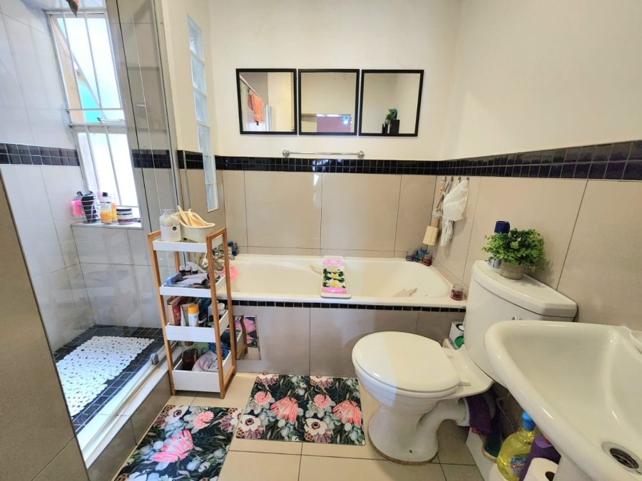 2 Bedroom Property for Sale in West Turffontein Gauteng