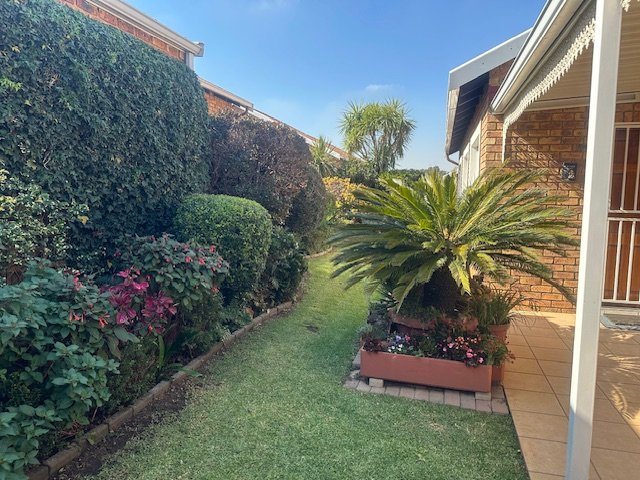 3 Bedroom Property for Sale in Wilro Park Gauteng