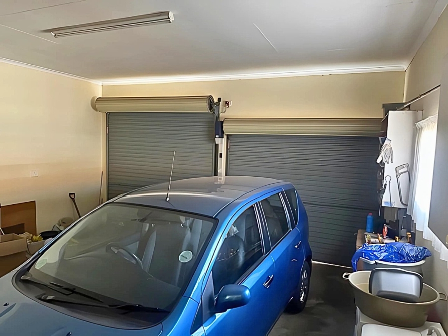 3 Bedroom Property for Sale in Wilro Park Gauteng
