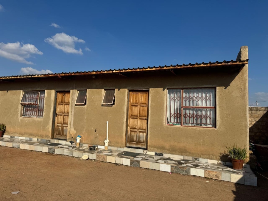 5 Bedroom Property for Sale in Soshanguve X Gauteng