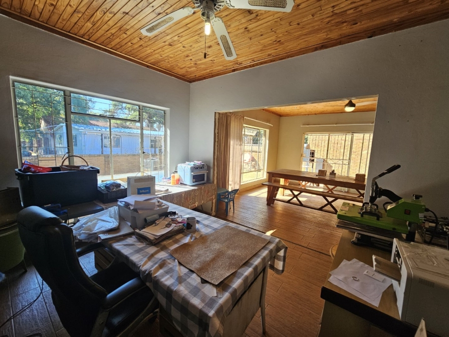 3 Bedroom Property for Sale in Sinoville Gauteng