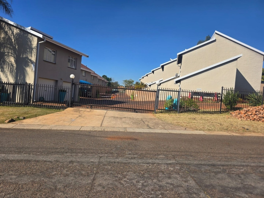 3 Bedroom Property for Sale in Wonderboom Gauteng