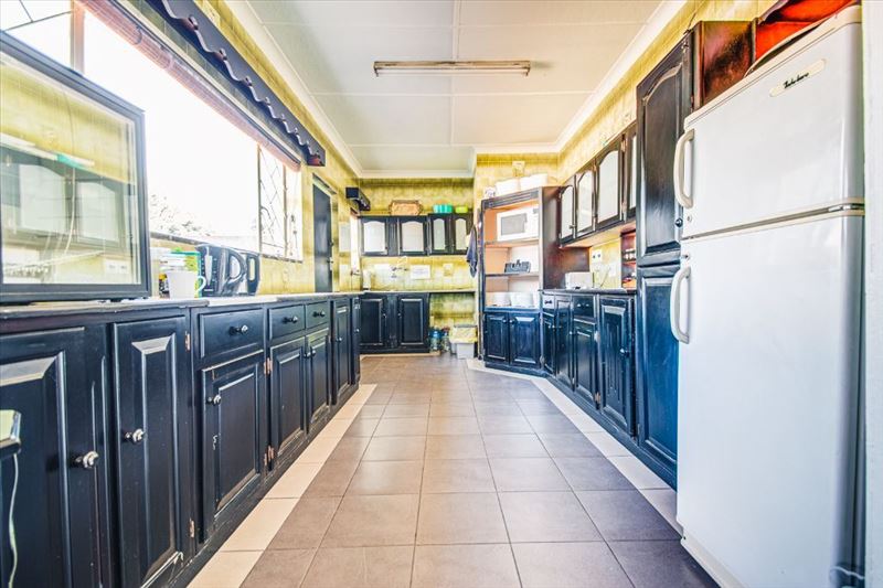  Bedroom Property for Sale in Nimrod Park Gauteng