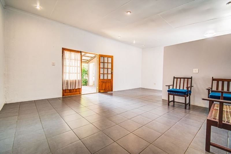  Bedroom Property for Sale in Nimrod Park Gauteng