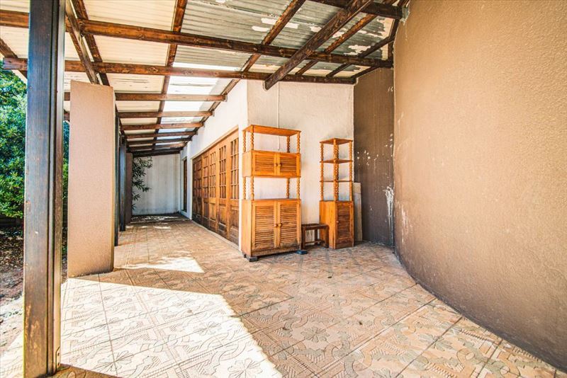  Bedroom Property for Sale in Nimrod Park Gauteng