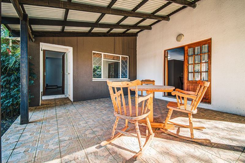  Bedroom Property for Sale in Nimrod Park Gauteng
