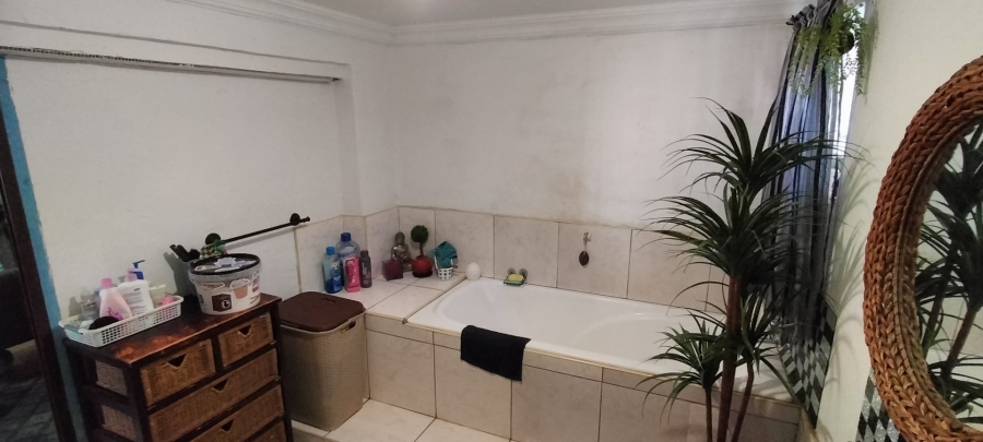 3 Bedroom Property for Sale in South Hills Gauteng