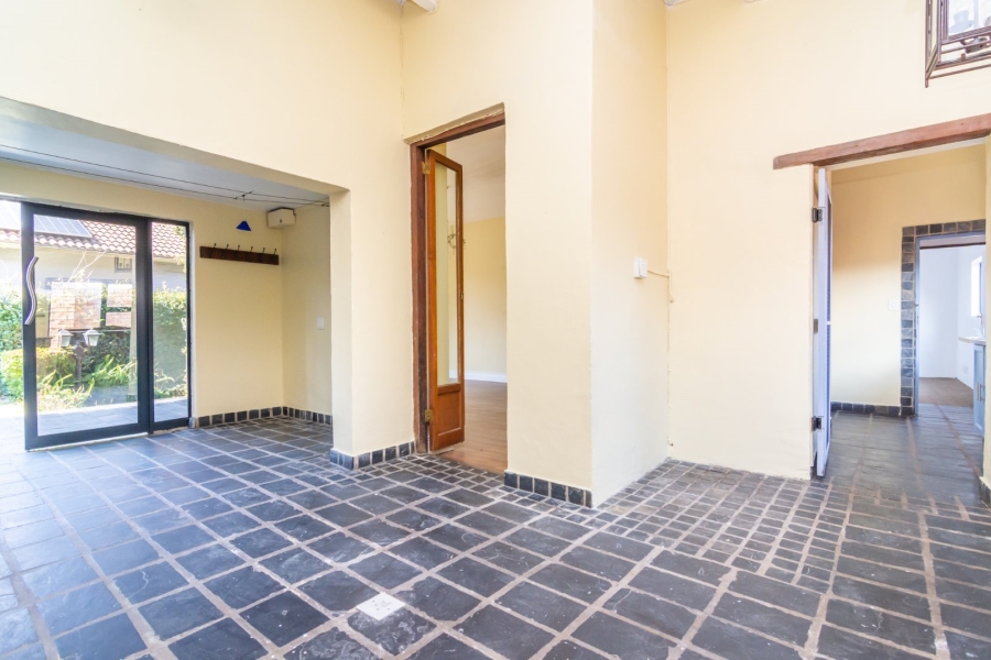 5 Bedroom Property for Sale in Kyalami Estates Gauteng