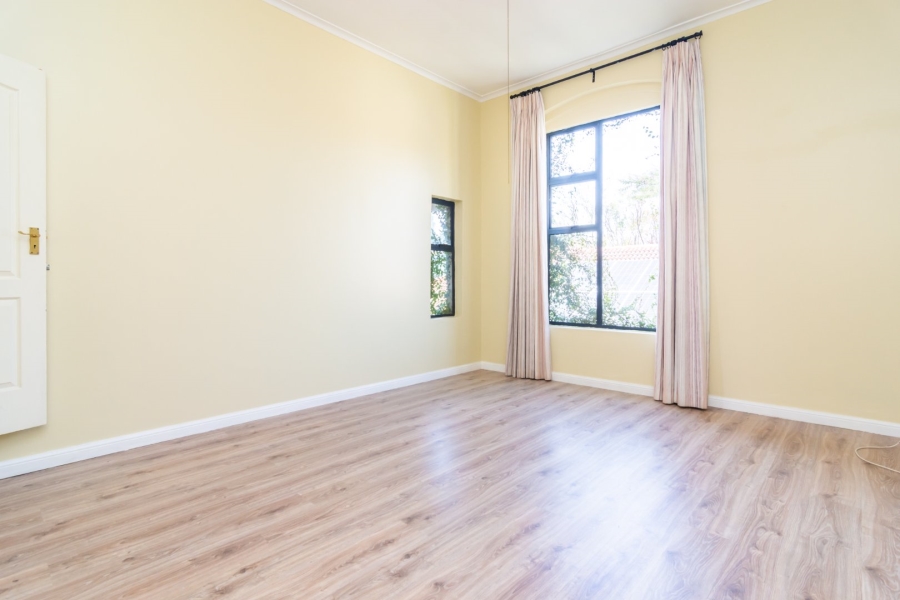 5 Bedroom Property for Sale in Kyalami Estates Gauteng