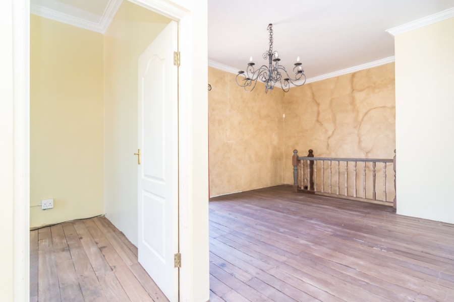 5 Bedroom Property for Sale in Kyalami Estates Gauteng