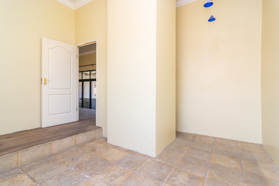 5 Bedroom Property for Sale in Kyalami Estates Gauteng