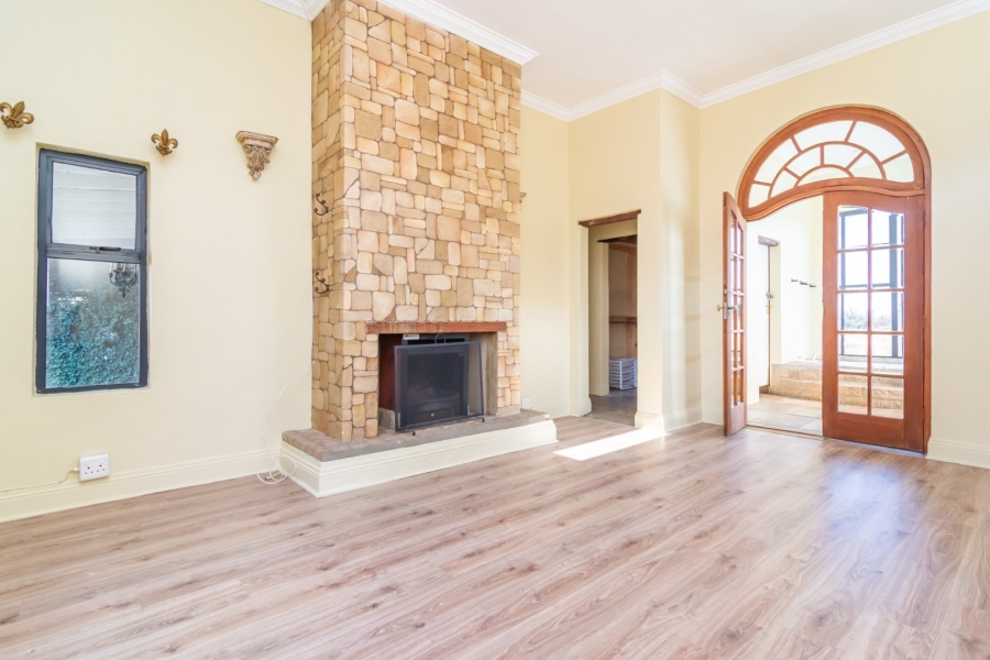 5 Bedroom Property for Sale in Kyalami Estates Gauteng