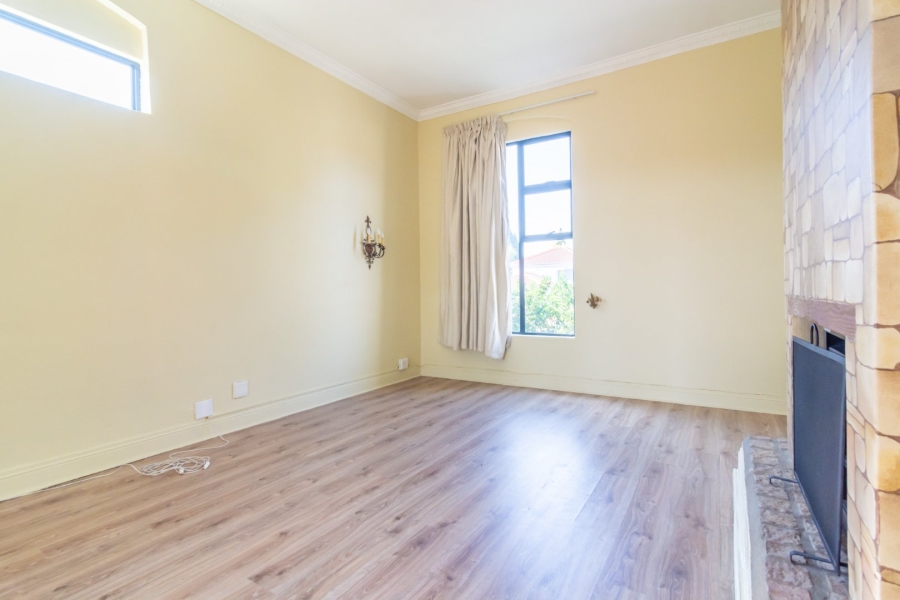 5 Bedroom Property for Sale in Kyalami Estates Gauteng