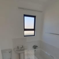3 Bedroom Property for Sale in Windmill Park Gauteng