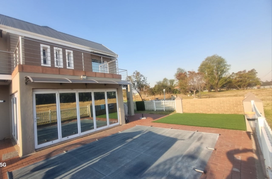 4 Bedroom Property for Sale in Riverspray Lifestyle Estate Gauteng