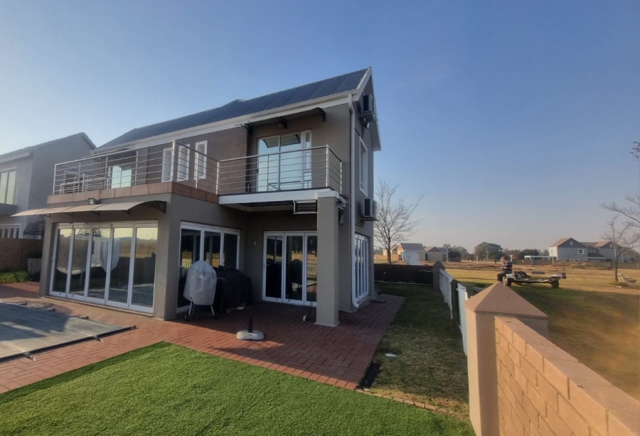 4 Bedroom Property for Sale in Riverspray Lifestyle Estate Gauteng