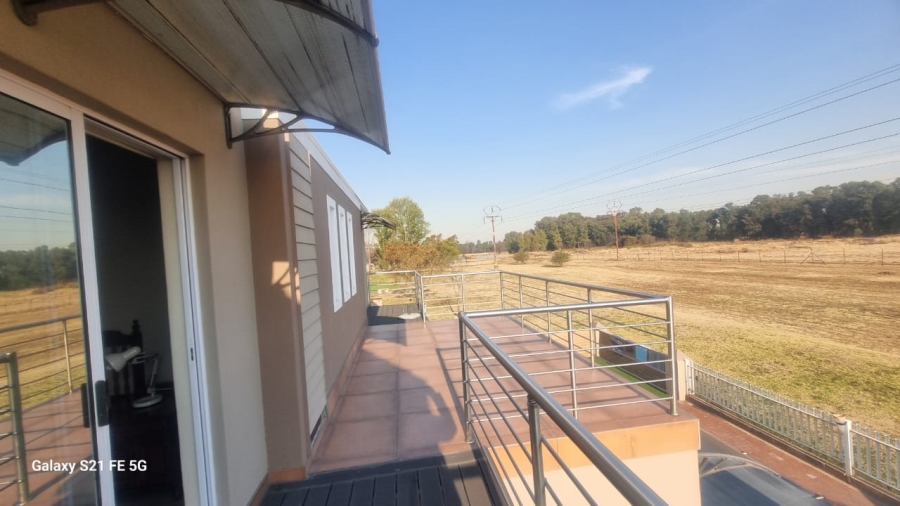 4 Bedroom Property for Sale in Riverspray Lifestyle Estate Gauteng