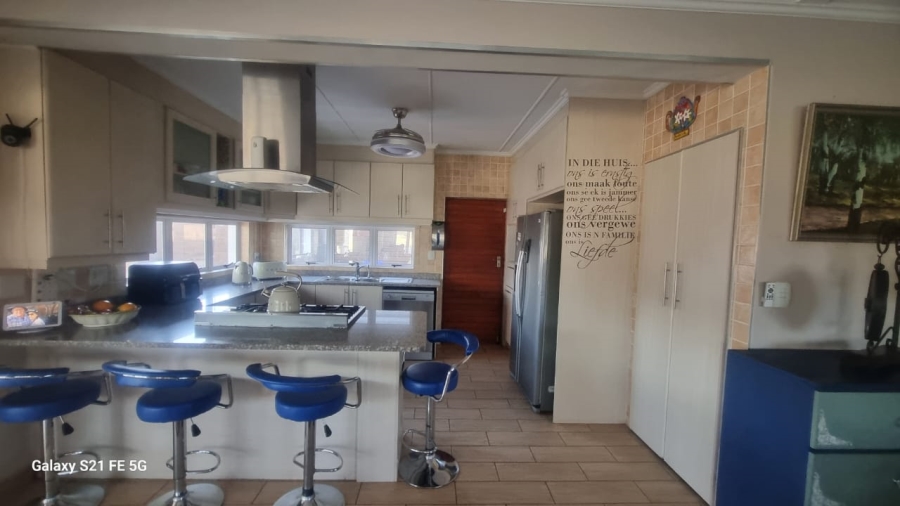 4 Bedroom Property for Sale in Riverspray Lifestyle Estate Gauteng