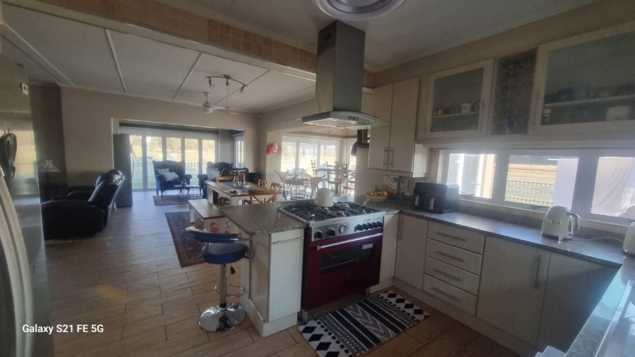 4 Bedroom Property for Sale in Riverspray Lifestyle Estate Gauteng