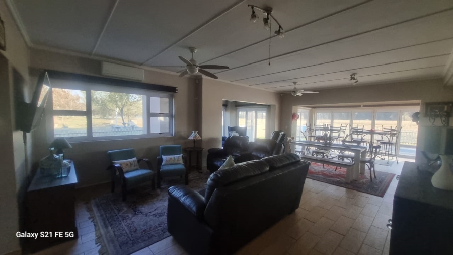 4 Bedroom Property for Sale in Riverspray Lifestyle Estate Gauteng