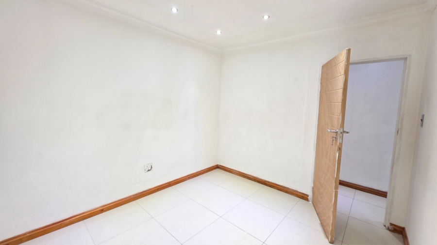 4 Bedroom Property for Sale in Erasmia Gauteng