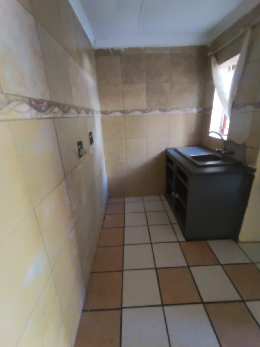 4 Bedroom Property for Sale in Erasmia Gauteng