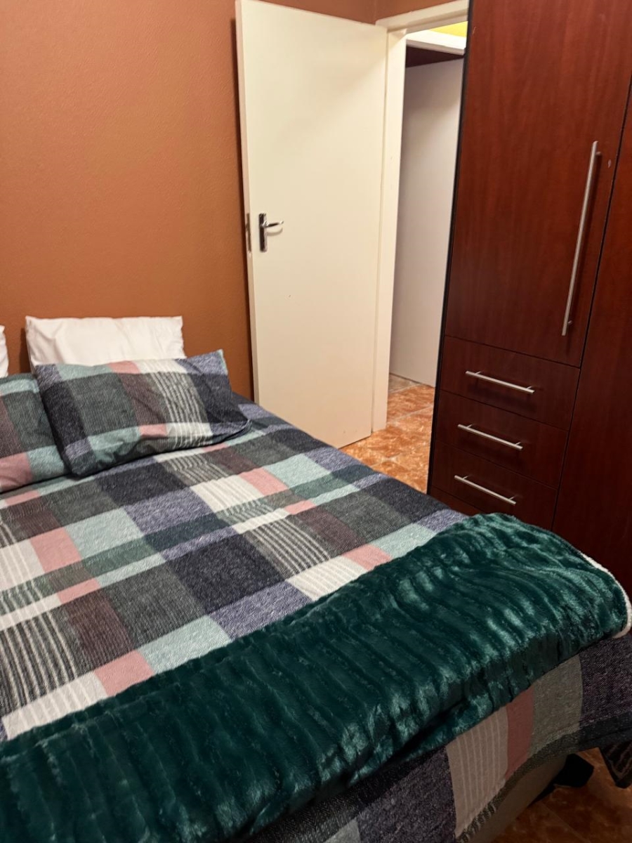 2 Bedroom Property for Sale in Rosslyn Gauteng