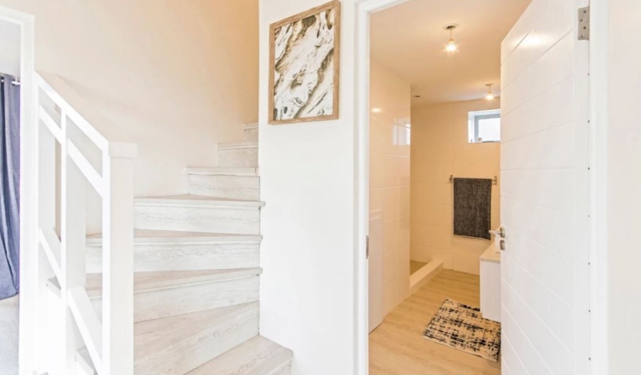 4 Bedroom Property for Sale in Nooitgedacht Gauteng