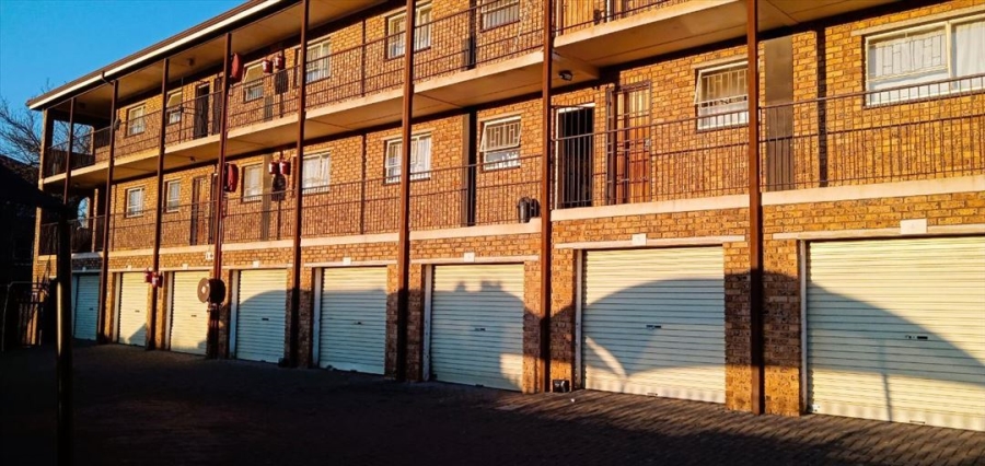 2 Bedroom Property for Sale in Kempton Park Central Gauteng