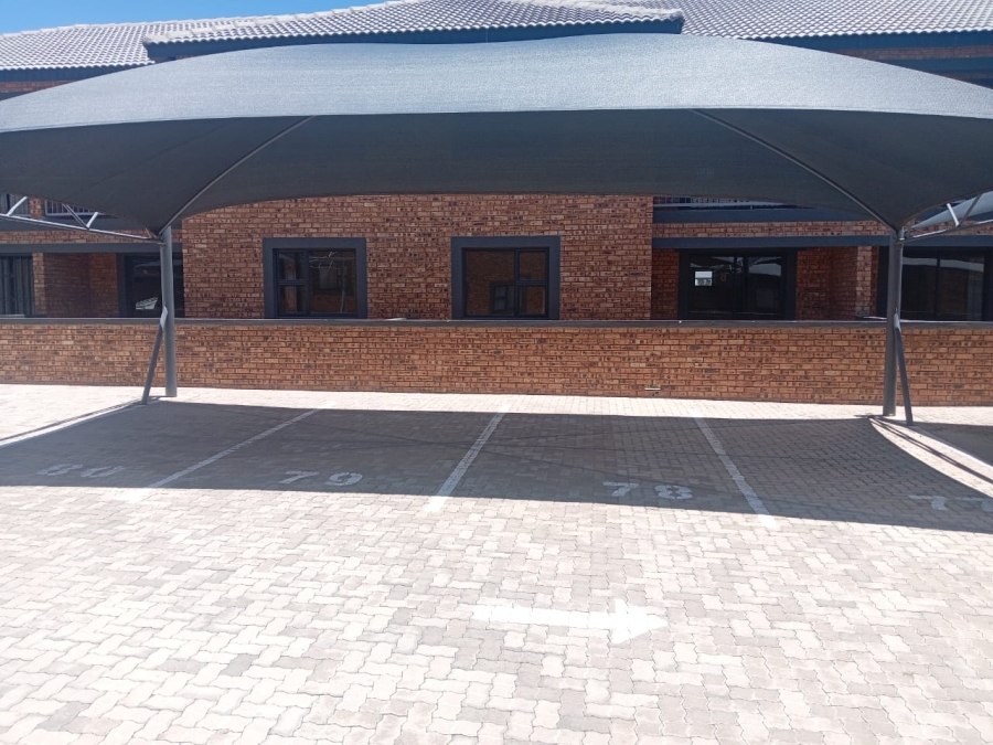 To Let 2 Bedroom Property for Rent in Cloverdene Gauteng