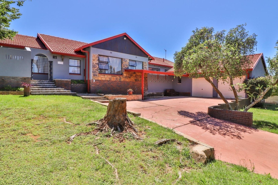 4 Bedroom Property for Sale in Winchester Hills Gauteng