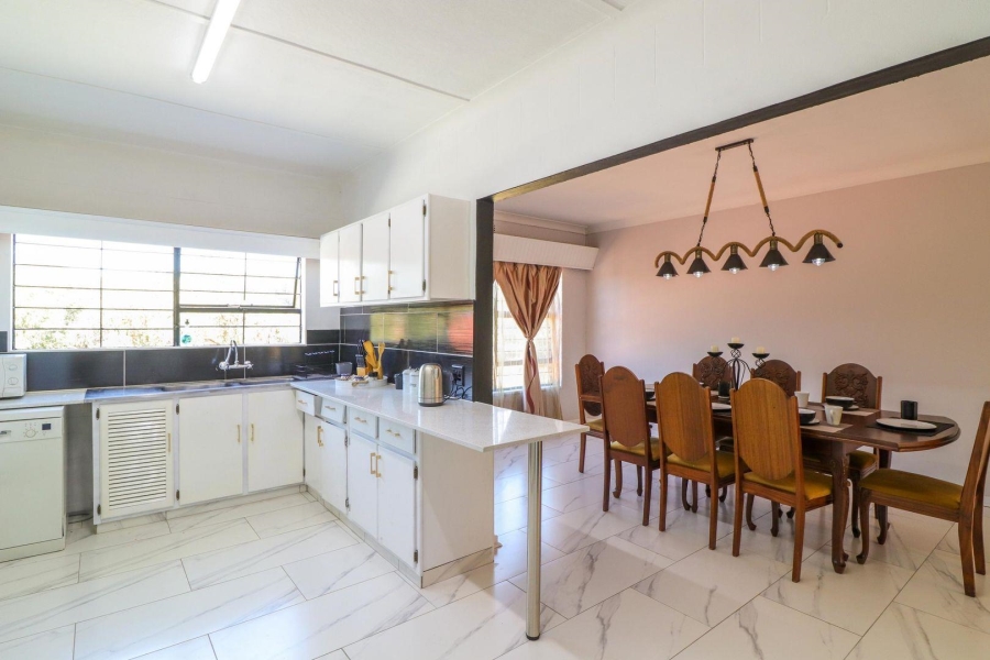 4 Bedroom Property for Sale in Winchester Hills Gauteng