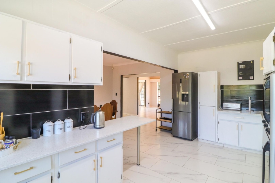 4 Bedroom Property for Sale in Winchester Hills Gauteng