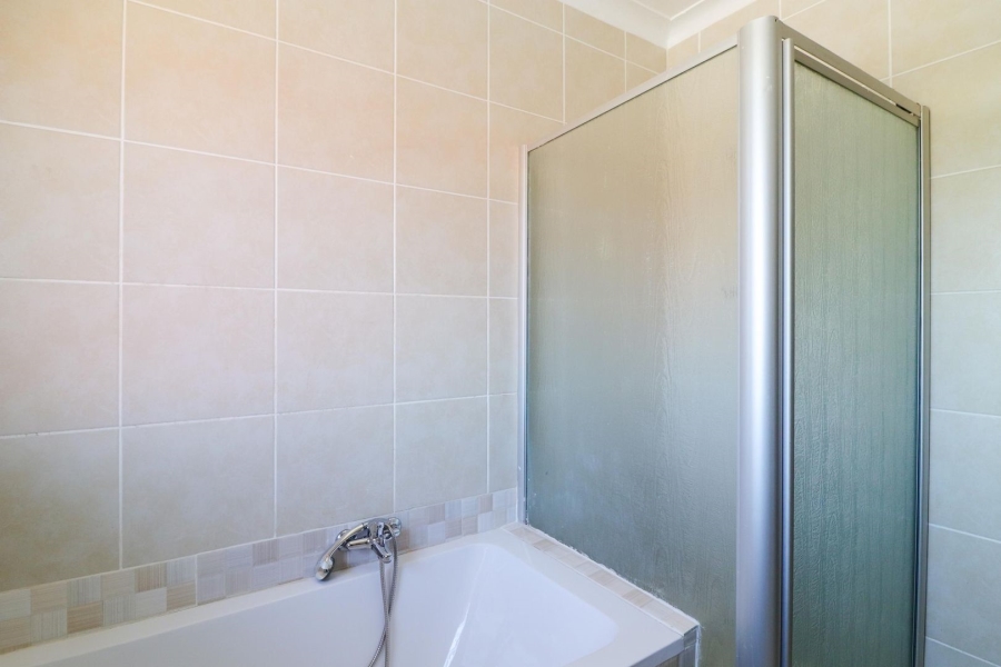 4 Bedroom Property for Sale in Winchester Hills Gauteng