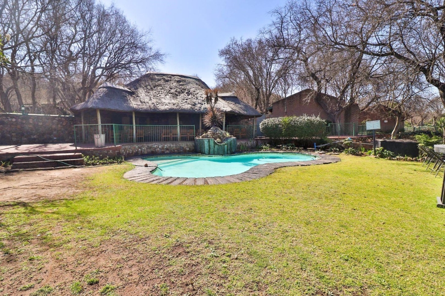 1 Bedroom Property for Sale in Vaaloewer Gauteng