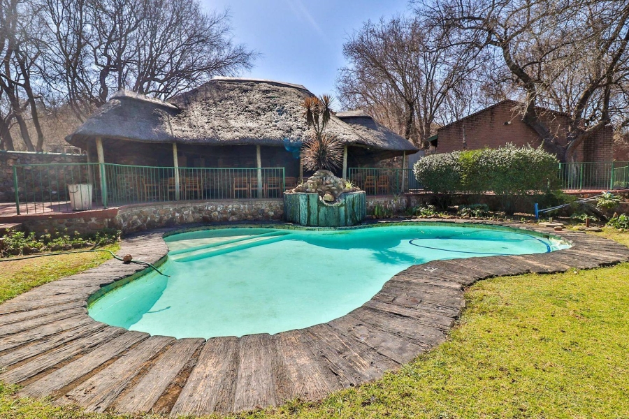 1 Bedroom Property for Sale in Vaaloewer Gauteng