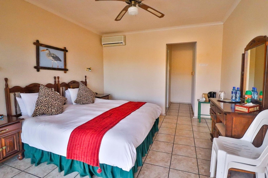1 Bedroom Property for Sale in Vaaloewer Gauteng