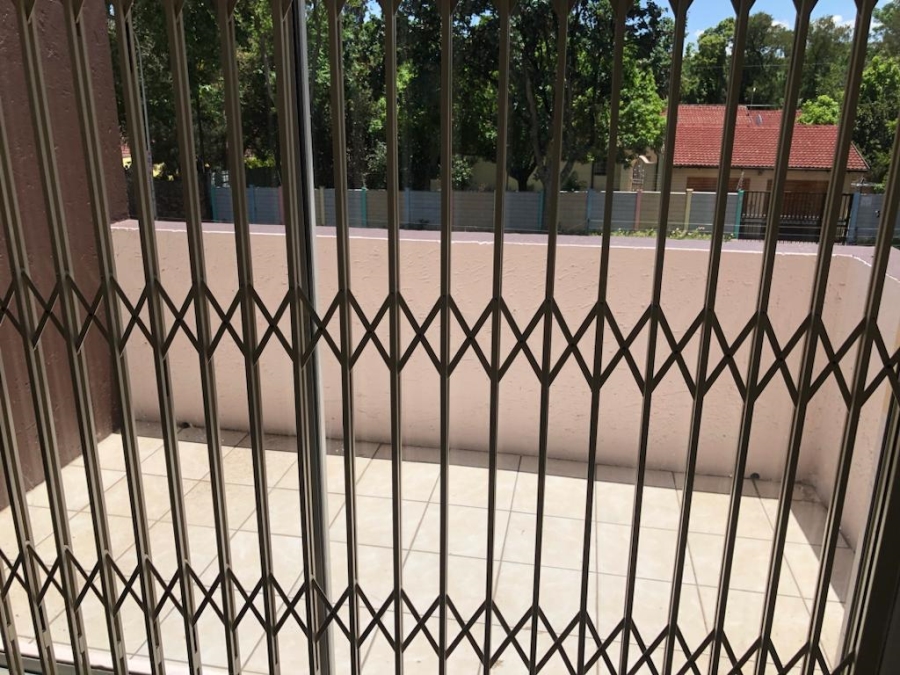 3 Bedroom Property for Sale in Vorna Valley Gauteng