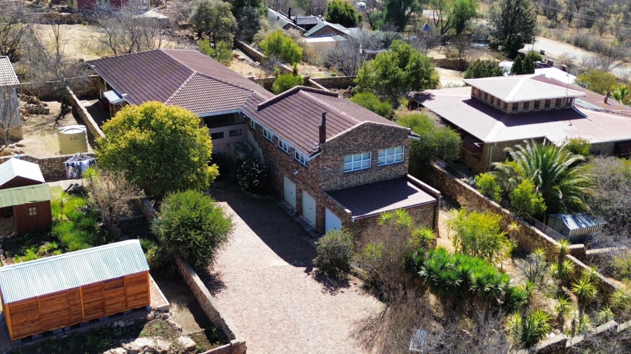 4 Bedroom Property for Sale in Vaaloewer Gauteng