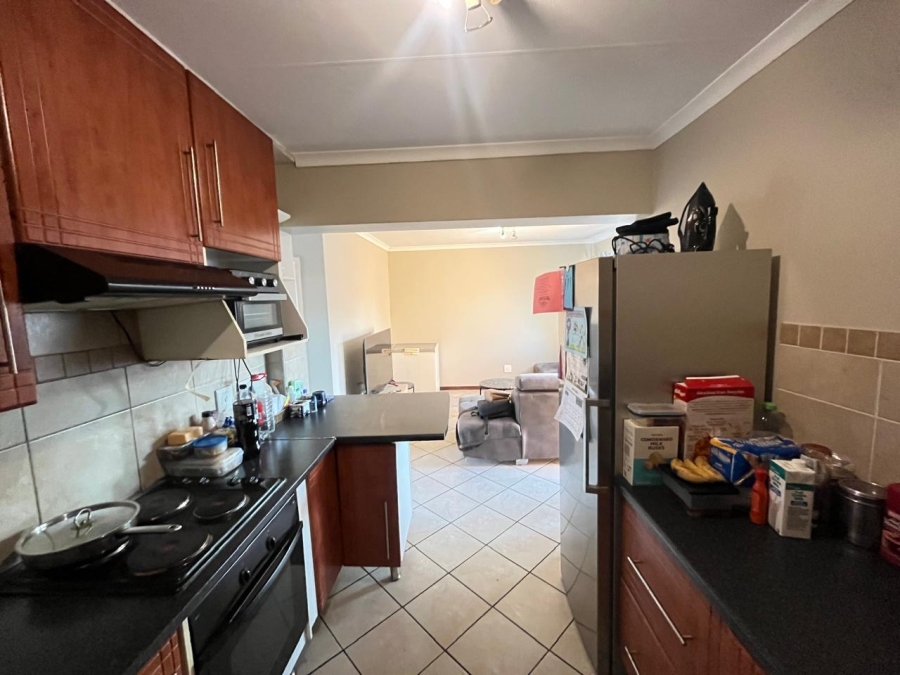 2 Bedroom Property for Sale in Erand Gardens Gauteng