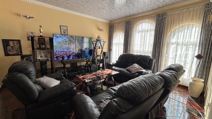 4 Bedroom Property for Sale in Naturena Gauteng