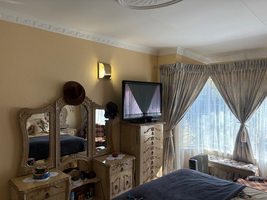 4 Bedroom Property for Sale in Naturena Gauteng