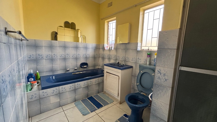 4 Bedroom Property for Sale in Naturena Gauteng