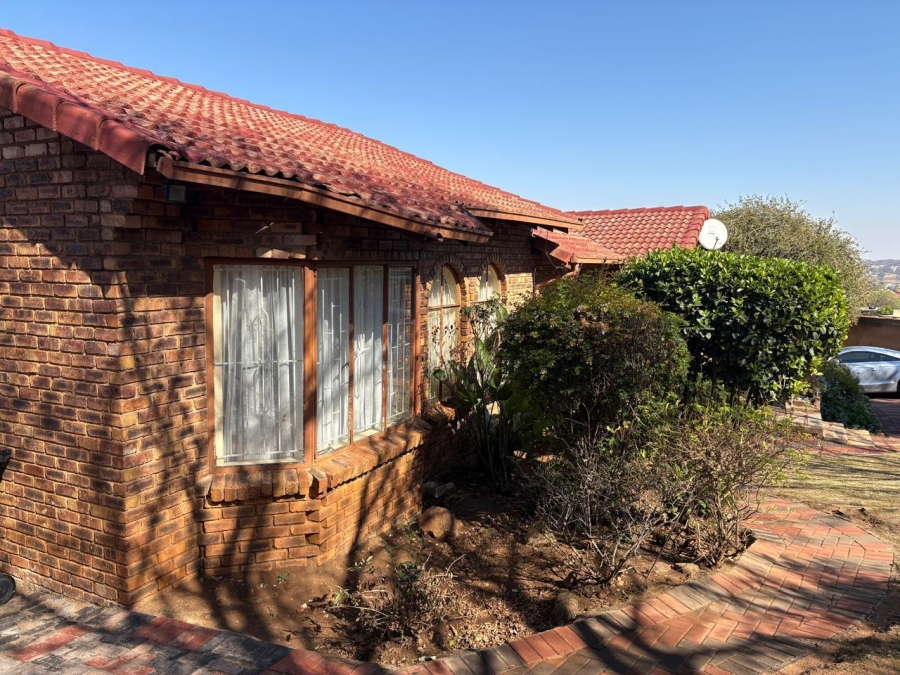 4 Bedroom Property for Sale in Naturena Gauteng