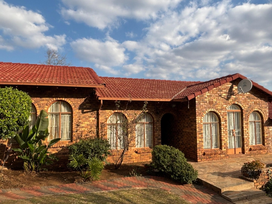 4 Bedroom Property for Sale in Naturena Gauteng