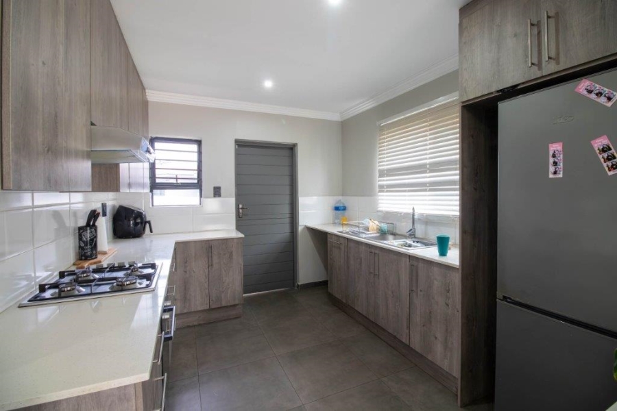 3 Bedroom Property for Sale in Brentwood Park AH Gauteng