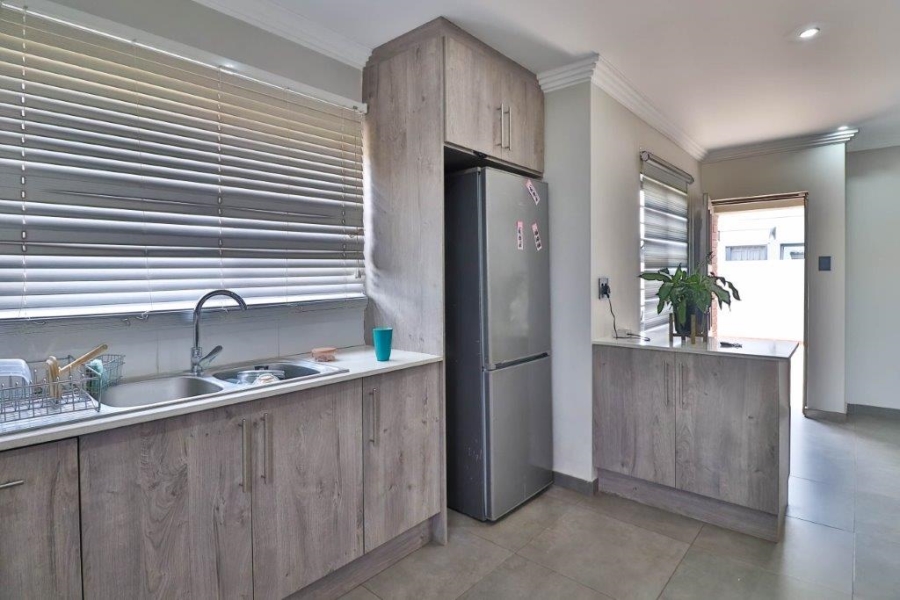 3 Bedroom Property for Sale in Brentwood Park AH Gauteng